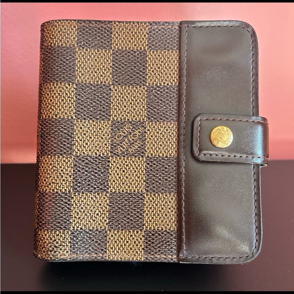 Louis Vuitton Damier Ebene Wallet